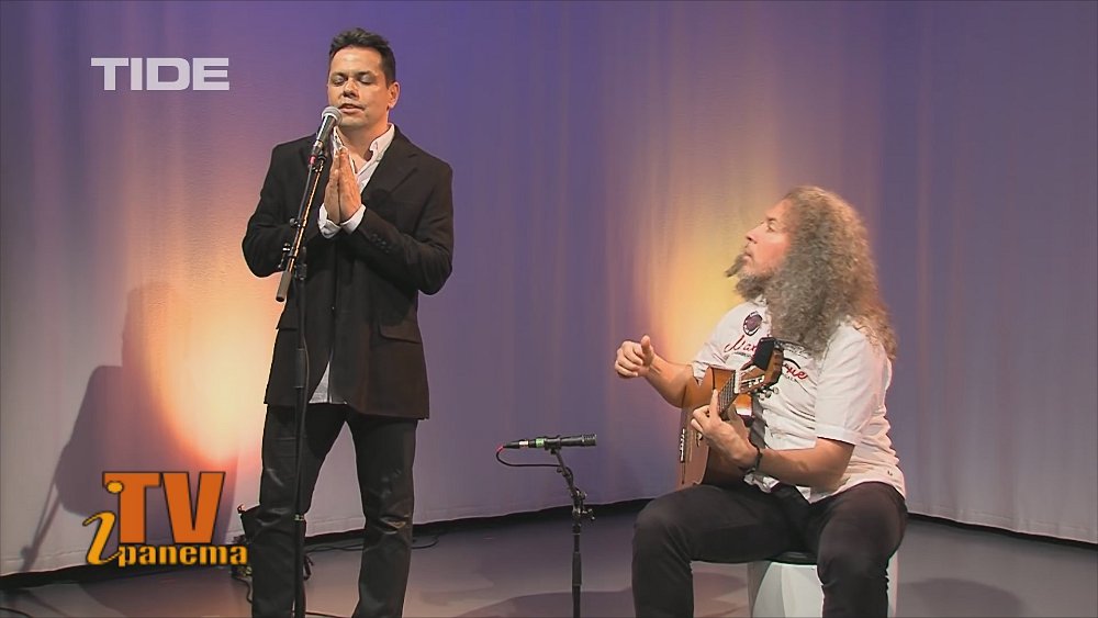 Jesse Gomes und Rafa Brandao praesentieren TREM AZUL